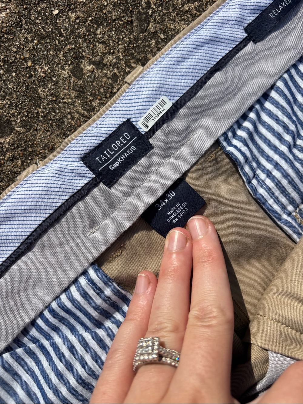 GAP Men's Tan Chino Pants - Straight Fit - Picture 3 of 3